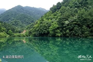 吉安玉笥山養生谷景區-湖泊照片