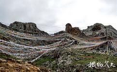 西藏扎耶巴洞窟群旅遊攻略之經幡