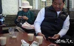 西藏光明甜茶館旅遊攻略之藏民聊天