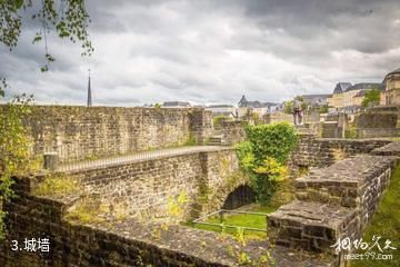 卢森堡古堡伯克要塞-城墙照片