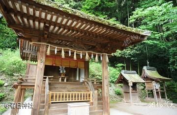 日本宇治上神社-春日神社照片