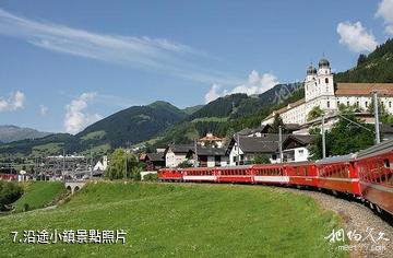 瑞士雷塔恩鐵路-沿途小鎮照片