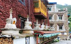 馬爾康卓克基嘉絨藏族文化旅遊攻略之白塔