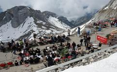 瑞士皮拉图斯山旅游攻略之露天座位