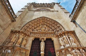 西班牙布尔戈斯大教堂-门雕照片