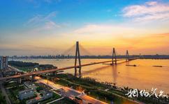 武汉二七长江大桥旅游攻略之三塔斜拉桥