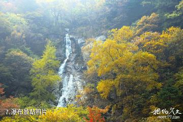 山西靈石紅崖峽谷-瀑布照片