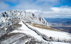 香格里拉藍月山谷旅遊攻略之石卡雪山