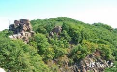 哈尔滨松峰山自然保护区旅游攻略之烟筒峰