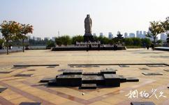 临沂滨河旅游攻略之雕像