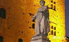 意大利普拉托市旅游攻略之雕像
