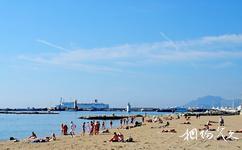 法国戛纳旅游攻略之马丁内斯海滩
