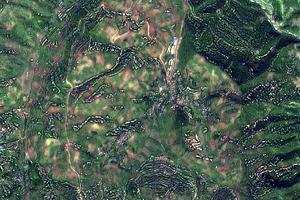草坪卫星地图